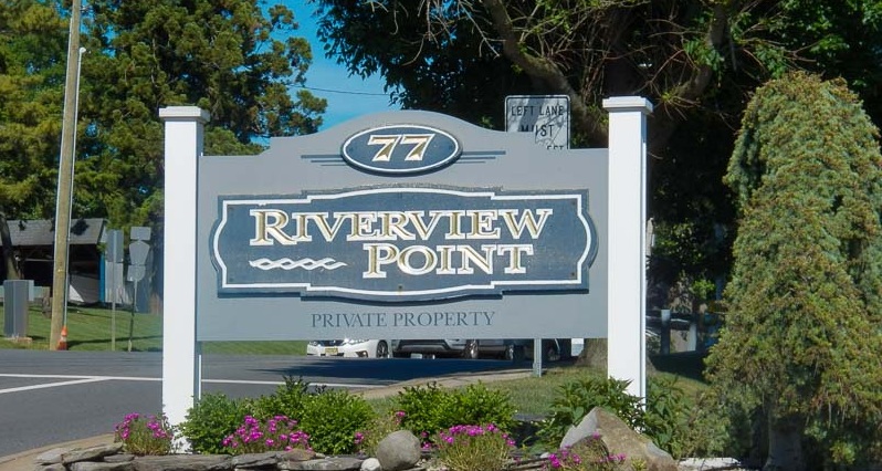 Riverview Point Condominium Association Logo